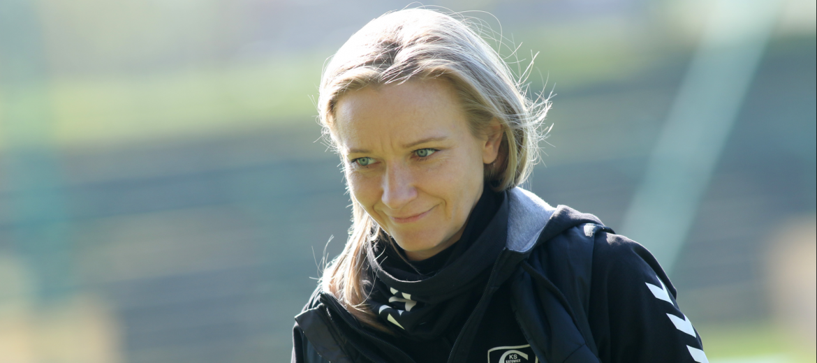 Karolina Koch na kursie trenerskim UEFA PRO